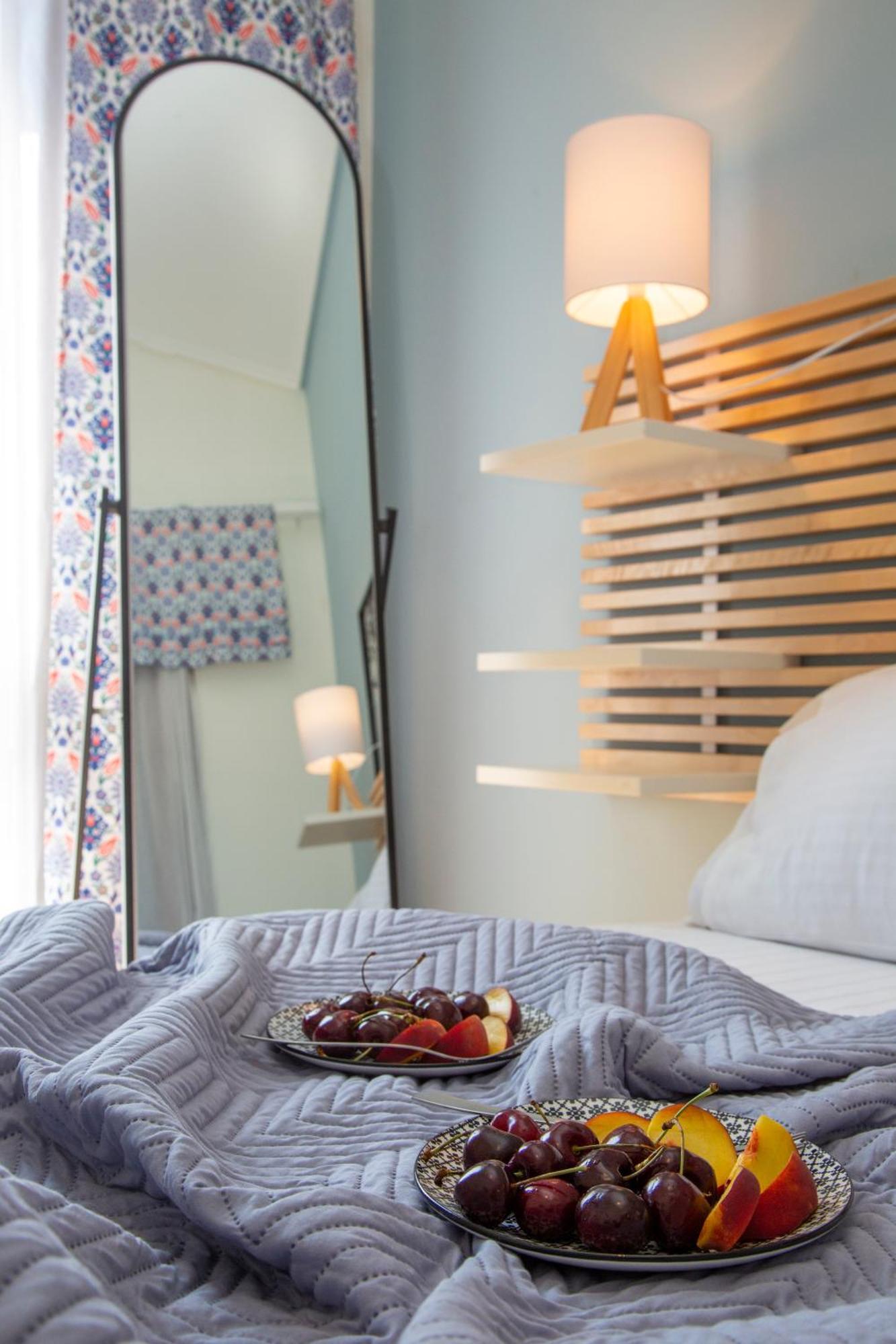 Theros Aegean Villa Nea Iraklitsa Екстериор снимка